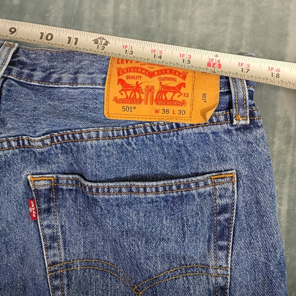 Levis 501 Original Fit Mens Blue Denim Straight Leg Button Fly Jeans 36x30